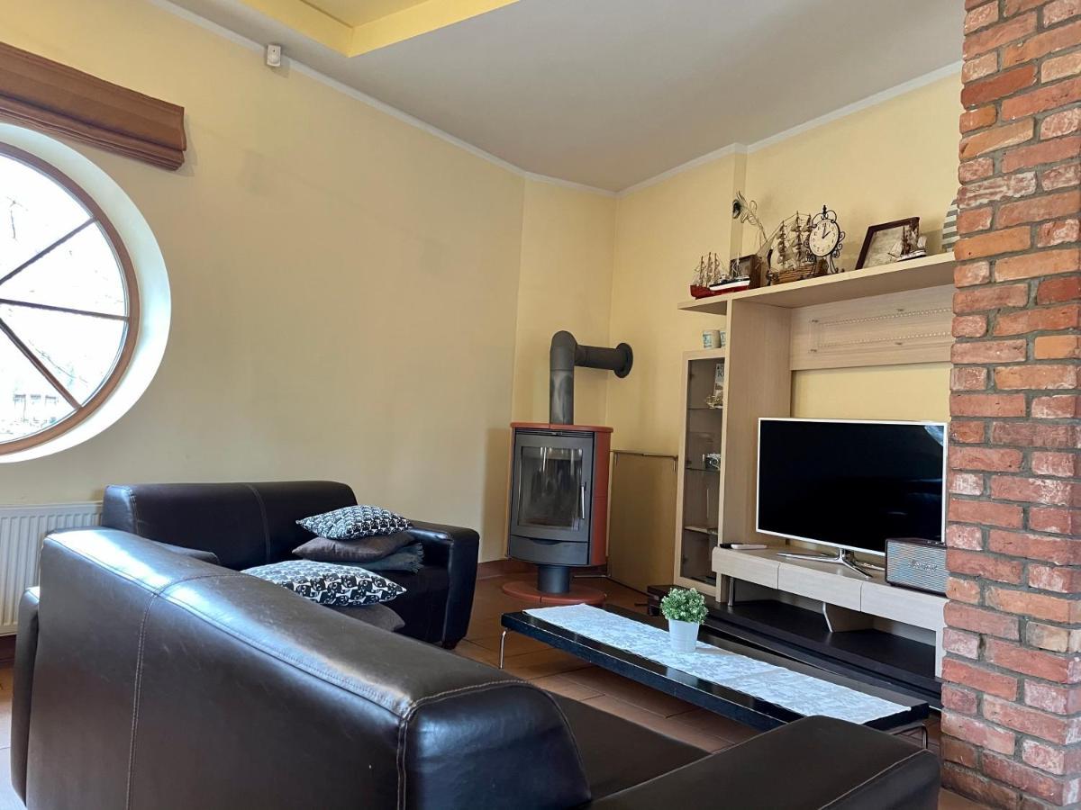 Piejuras Nams Hotel Ķesterciems Екстериор снимка